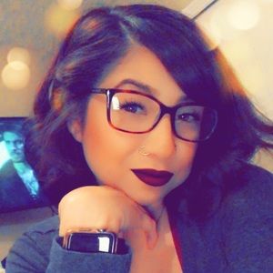 Meet your Posher, Alexandra